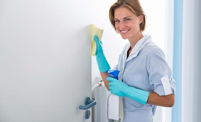 Jak dbać o drzwi – pielęgnacja, konserwacja, czyszczenie 